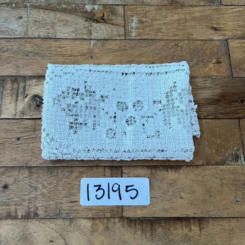 Antique Handmade Filet Lace Centerpiece Table Topper Hand Knotted 11